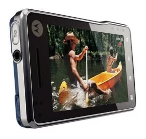 Keine aktuelle Android-Version, dafür eine Super-Kamera und ein sehr markantes Aussehen: Das XT720 von Motorola gehört zu den besten Android-Oldtimern.