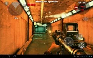 In diesem ziemlich nassen Flur startet das Spiel. Der Screenshot zeigt die Version auf Tegra-3-Geräten.