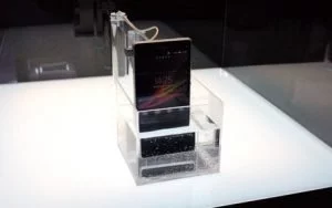 Abbildung 5: Das Xperia Z ist gegen Staub und Wasser laut der Norm IP55 geschützt.
