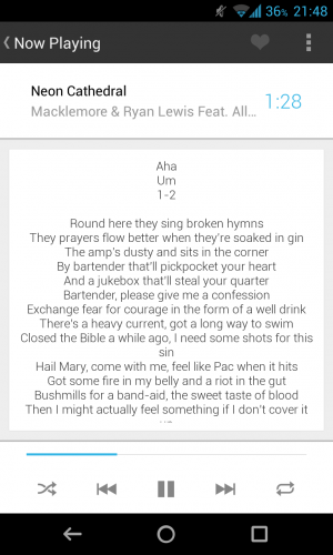 Abbildung 1: Schnell mal Lyrics zu einem Lied nachschauen? Mit Now Playing ist das ganz einfach.