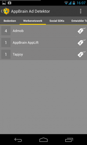 Abbildung 6: Der AppBrain Ad Detector prüft Neuzugänge und Updates automatisch bei der Installation.