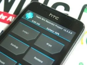 Abbildung 6: Über das TWRP-Custom-Recovery spielen Sie auf Ihrem One V Custom-ROMs oder Root-Mods ein.