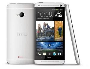 Abbildung 4: MaximusHD rüstet das HTC One auf Android 4.3 auf, integriert aber auch die HTC-Oberfläche.