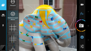 Abbildung 2: Camera Zoom FX nutzt einen Bildstabilisator oder blendet ein virtuelles Gitter ein.
