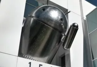 Chrome-Androide auf Google-Campus deutet auf Umwälzung hin