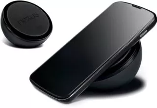 Kabellose Ladestation für Nexus 4 im Play Store aufgetaucht