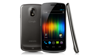 Apple-Mitgründer Steve Wozniak bekommt ein Galaxy Nexus
