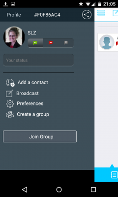 Über das Menü fügst du Kontakte hinzu, erstellst Gruppen-Chats, oder zeigst deinen Status an. 