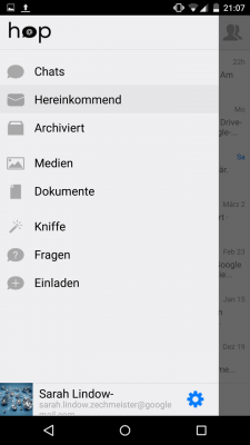 Im Menü sind alle deine E-Mails in Kategorien sortiert. 