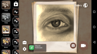 Alte vergilbte Polaroid-Fotos werden ebenfalls von der App erstellt.
