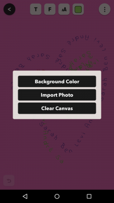 Durch einen Klick auf die drei Punkte wählst du die Farbe für den Hintergrund aus, fügst Fotos hinzu, oder entfernst die Buchstaben wieder von der Leinwand.
