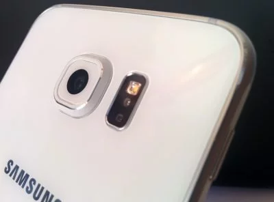 Die im Galaxy S6 verbaute Kamera gehört zu den absolut besten auf dem Markt.
