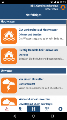NINA gibt Notfall und Verhaltens-Tipps bei Unwetter, Hochwasser und Feuer.