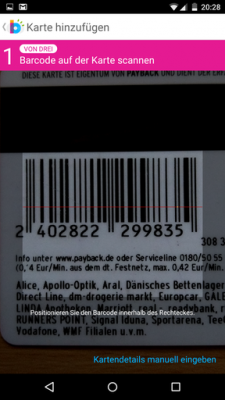 Zuerst scannst du den Barcode deiner Karte ein. Sollte das einmal nicht funktionieren gibst du die Kartendaten manuell ein. 