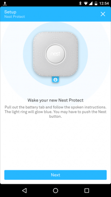 Zuerst setzt man den ersten Nest Protect in den Konfigurationsmodus...