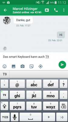 Mit dem Smart Keyboard tippst du wie auf einem klassischen Handy.