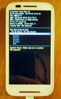 Im Fastboot-Modus zeigt das Moto E diesen Bildschirm an.