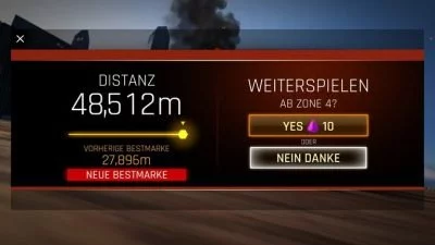 Nach einem Crash musst du wieder von vorne anfangen oder zehn rosafarbene Scherben bezahlen.