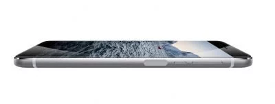 Der Fingerabdrucksensor ist seitlich integriert.