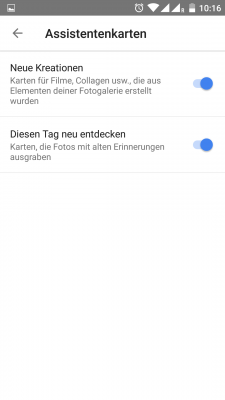 In den Einstellungen der Google Fotos App musst du die Funktion zunächst aktivieren.