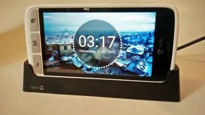 Die Craddle ist ein wirklich praktisches Zubehör, das ebenfalls zum Lieferumfang des Doro 8031 Smartphones gehört.