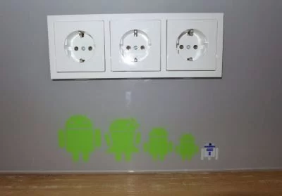 Mit Liebe zum Detail: Papa, Mama und zwei Kids. R2D2 gehört auch zur Familie.