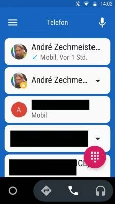 Dein Telefonbuch ist übersichtlich und in abgespeckter Form sichtbar.