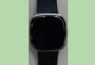 Fitbit – Versa 4 und Sense 2 bringen Seitentaste zurück