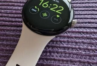 Google Pixel Watch – Metallarmband von Drittanbieter