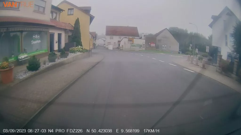 Rückkameraaufnahme der Dashcam