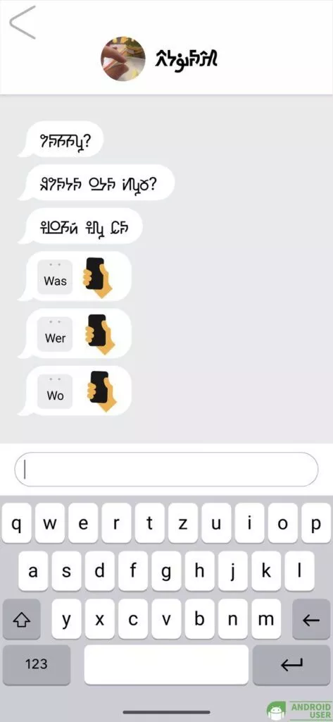 Ein Chat im Indie Game mit schüttelndem Smartphone und einer Sternchentaste in Song of Bloom