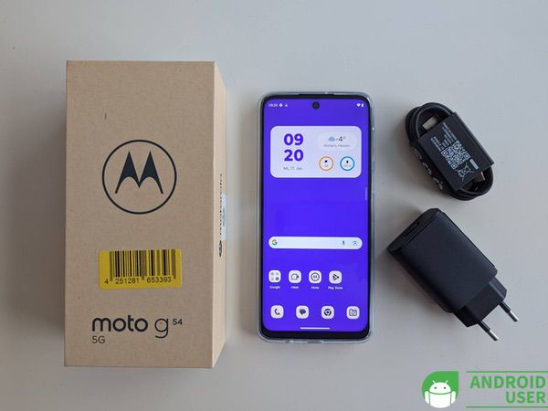 Das Motorola Moto G54 5G wird in einer plastikfreien Verpackung geliefert.