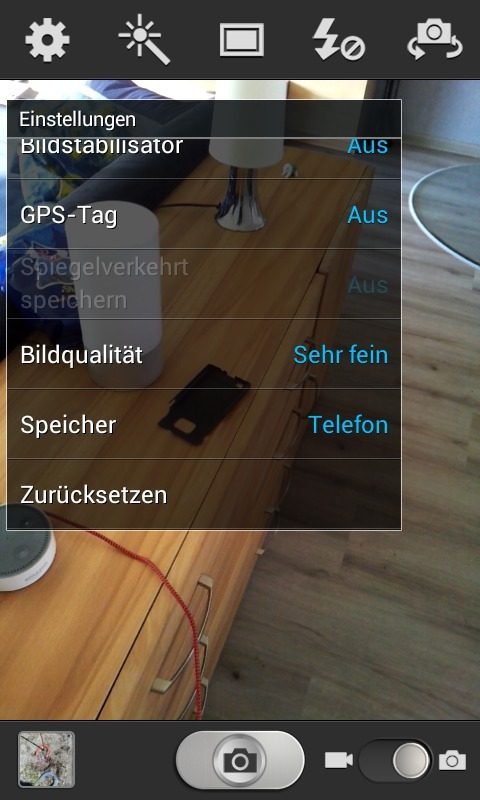 Über das Zahnrad gelangst du zu den Einstellungen.