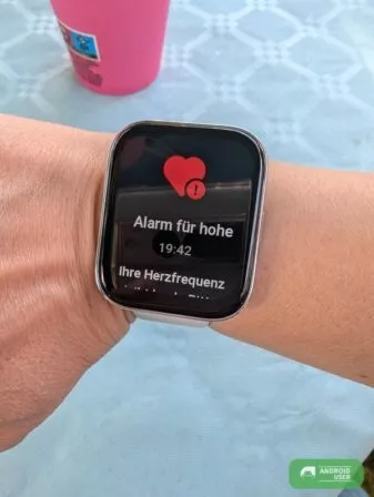 Warnung vor zu hoher Herzfrequenz auf der Amazfit Bip 5 Unity Smartwatch