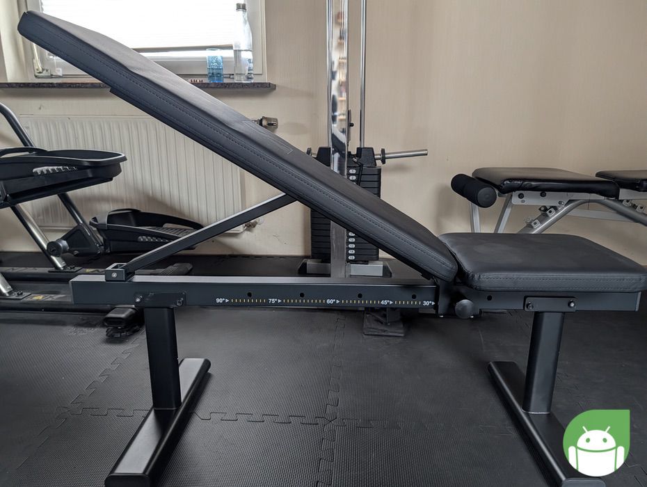 Speediance Gym Monster Hantelbank Einstellbar von 0 Grad bis 90 Grad.